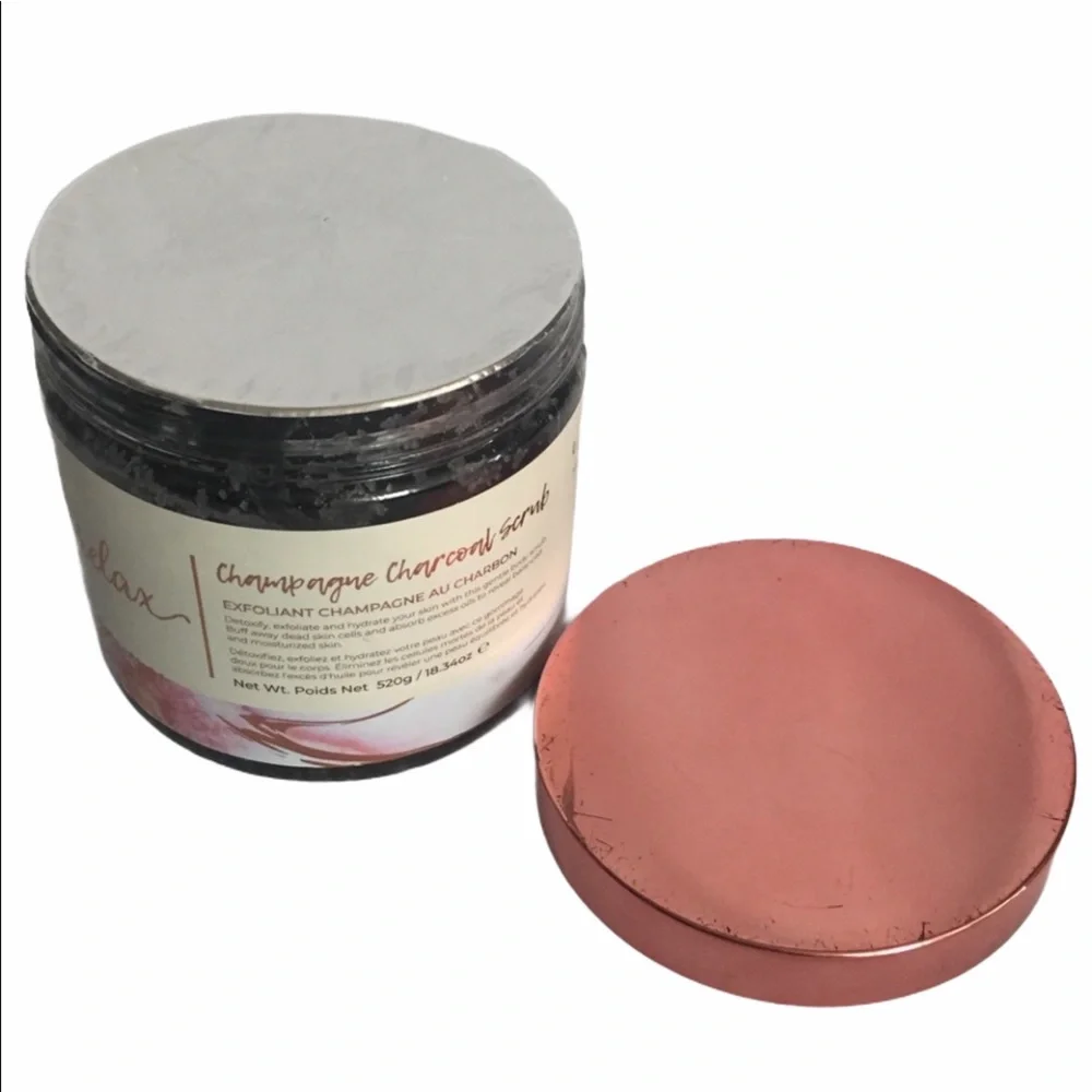 Manna Kadar Exfoliating Charcoal Scrub RELAX Champagne